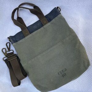 FEED 40 Canvas Olive Navy Tote